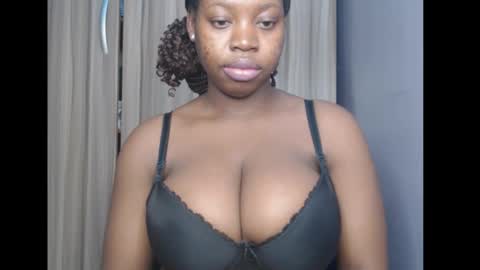 Snapshot of ebonyx_dripqueen chatting on 10, 2, 2026 Loveth online show from 10, 2, 2026