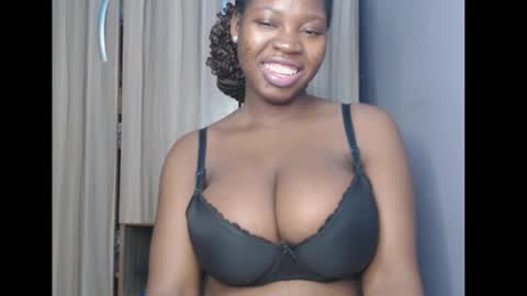 Snapshot of ebonyx_dripqueen chatting on 12, 2, 2026 Loveth online show from 12, 2, 2026
