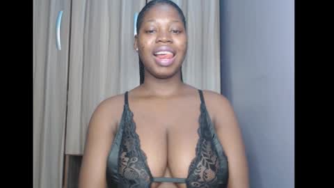 Snapshot of ebonyx_dripqueen chatting on 17, 2, 2026 Loveth online show from 17, 2, 2026