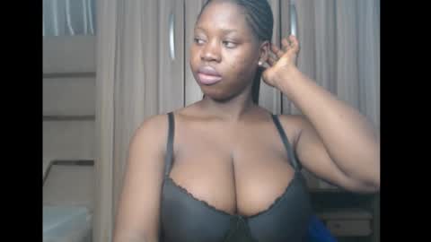 Snapshot of ebonyx_dripqueen chatting on 27, 2, 2026 Loveth online show from 27, 2, 2026