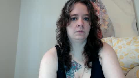 Weird Echo online show from 4, 3, 2025