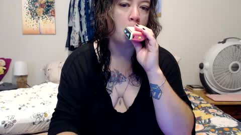 Weird Echo online show from 23, 9, 2025