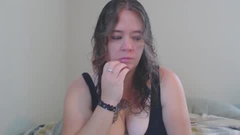 Weird Echo online show from 28, 9, 2025