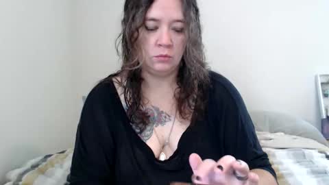 Weird Echo online show from 7, 10, 2025