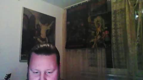 Snapshot of eda666 chatting on 10, 11, 2025 Edward online show from 10, 11, 2025