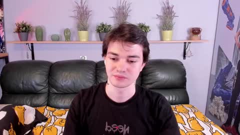 Snapshot of edgar_luck chatting on 6, 12, 2024 Edgar online show from 6, 12, 2024