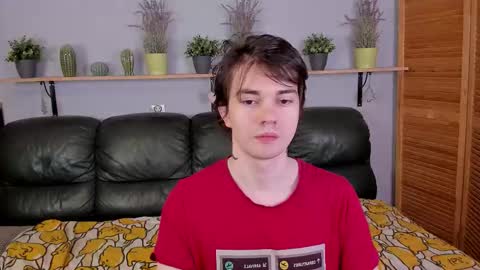 Snapshot of edgar_luck chatting on 12, 10, 2025 Edgar online show from 12, 10, 2025