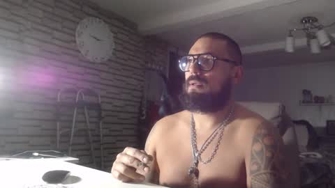 Snapshot of edgarram83 chatting on 11, 10, 2025 edgarram83 online show from 11, 10, 2025