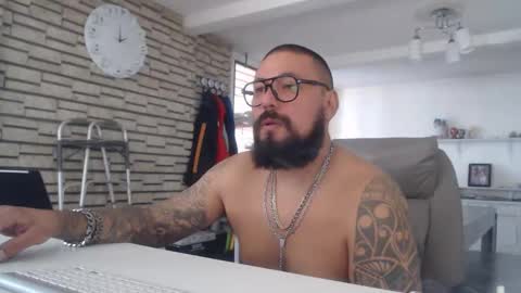 Snapshot of edgarram83 chatting on 30, 10, 2025 edgarram83 online show from 30, 10, 2025