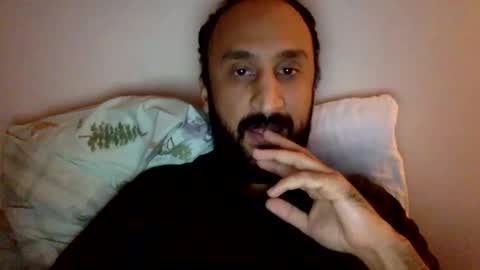 Snapshot of edgeuk1 chatting on 26, 11, 2025 edgeuk1 online show from 26, 11, 2025