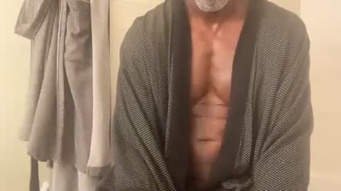 Dad online show from 4, 3, 2025