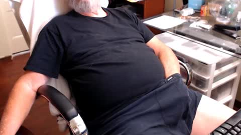 Snapshot of edginginedmonton chatting on 27, 9, 2025 edginginedmonton online show from 27, 9, 2025