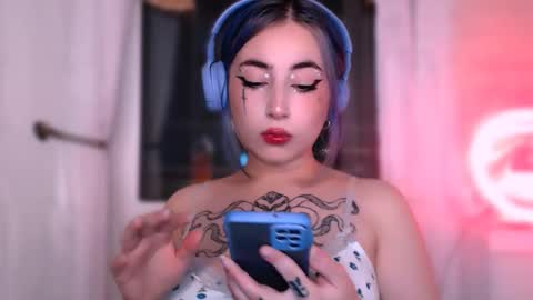 fickle demon made of clumps of matter online show from 18, 9, 2025