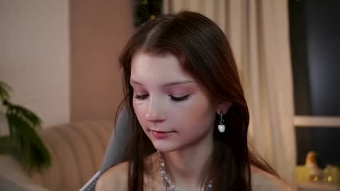 Lisa  online show from 6, 2, 2026