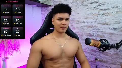 Snapshot of edward__clarck chatting on 25, 1, 2025 EDWARD CLARCK online show from 25, 1, 2025