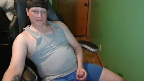 edwardaims_2please online show from 18, 5, 2026