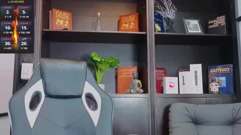 Edward Ross online show from 7, 10, 2025