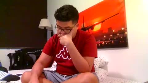 Snapshot of edwins777 chatting on 4, 12, 2025 Nicky789 online show from 4, 12, 2025