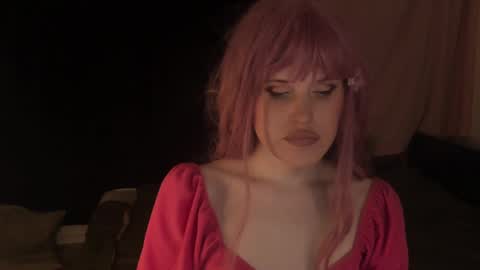 Effie Mur online show from 31, 1, 2025