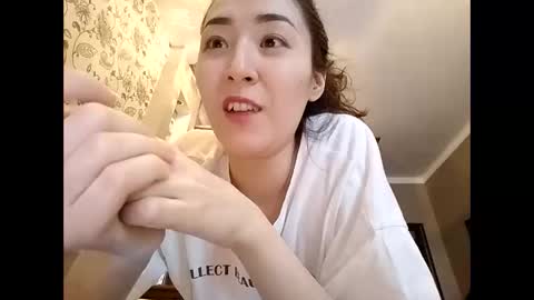 Snapshot of effy007 chatting on 12, 3, 2025 Effy online show from 12, 3, 2025