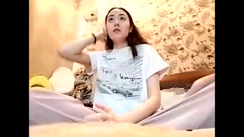 Snapshot of effy007 chatting on 12, 10, 2025 Effy online show from 12, 10, 2025