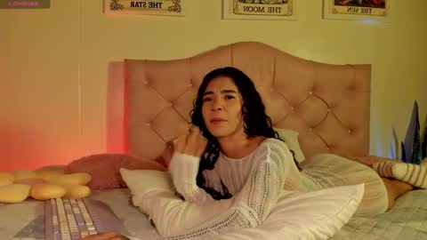 Snapshot of effy_cb chatting on 12, 9, 2025 effy online show from 12, 9, 2025