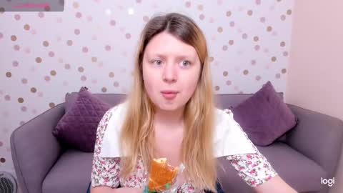 Snapshot of effyangel chatting on 7, 2, 2025 Effy online show from 7, 2, 2025