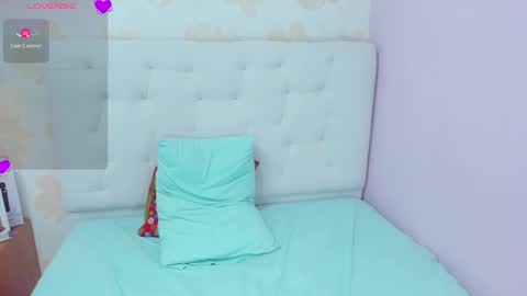 Snapshot of effystonnem chatting on 21, 12, 2024  E F F Y  online show from 21, 12, 2024