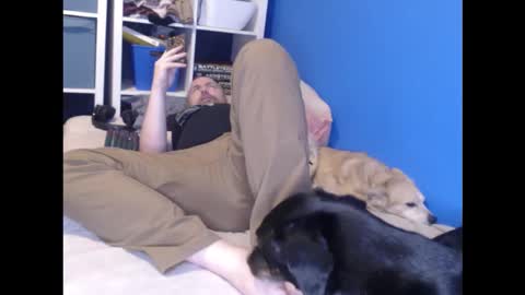 Snapshot of ehmac84 chatting on 21, 12, 2025 Eh Mac online show from 21, 12, 2025