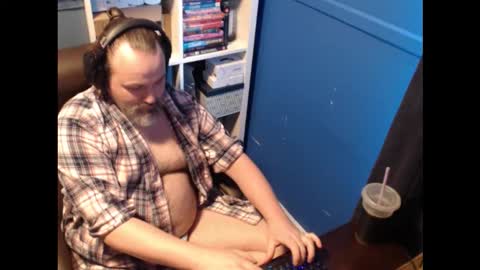 Snapshot of ehmac84 chatting on 10, 1, 2026 Eh Mac online show from 10, 1, 2026