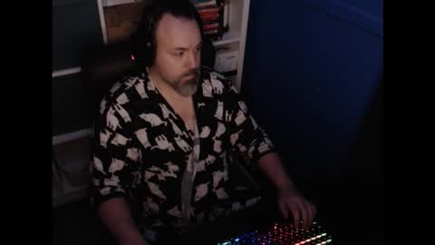 Snapshot of ehmac84 chatting on 11, 1, 2026 Eh Mac online show from 11, 1, 2026