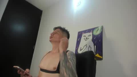 Snapshot of eider122 chatting on 24, 2, 2026 EIder online show from 24, 2, 2026