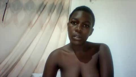 Snapshot of eileen_en chatting on 27, 3, 2026 eileen_en online show from 27, 3, 2026