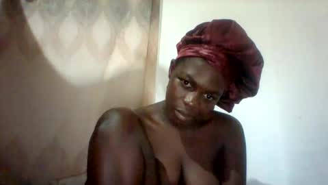 Snapshot of eileen_en chatting on 4, 4, 2026 eileen_en online show from 4, 4, 2026