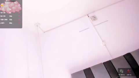 eileenn tanihara online show from 31, 10, 2025