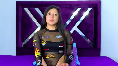 Snapshot of eimy__cute chatting on 9, 10, 2025 eimy__cute online show from 9, 10, 2025