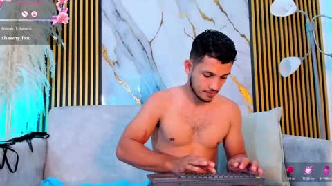 YG COUPLE online show from 3, 10, 2025