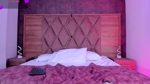 YG COUPLE online show from 20, 12, 2025