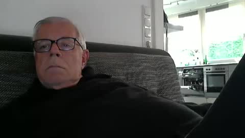 eisbaer1957 online show from 26, 10, 2025