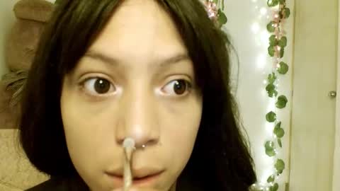 Snapshot of eiviiy1609 chatting on 13, 10, 2025 eiviiy1609 online show from 13, 10, 2025