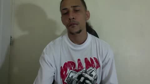 Instagram BelowAbajo online show from 9, 4, 2026