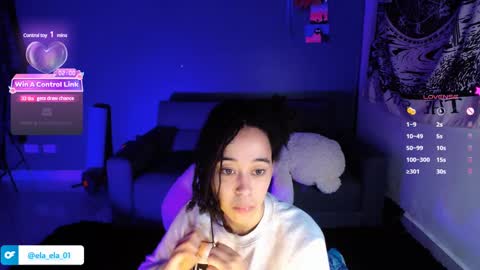 Ela  Help me reach 100 thumbs up online show from 13, 12, 2024