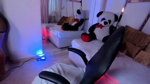 Ela Beli online show from 17, 9, 2025