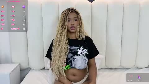 Snapshot of ela_ebony_ chatting on 9, 6, 2026 ela_ebony_ online show from 9, 6, 2026