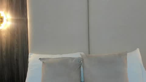 E L A I A online show from 31, 3, 2026