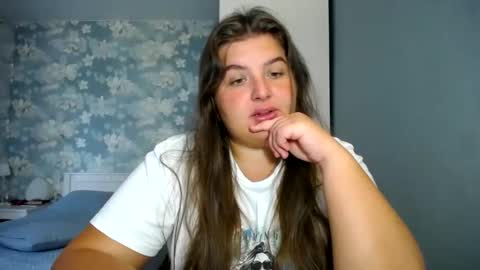 Elanis online show from 17, 9, 2025