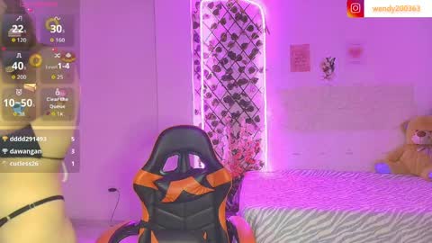 lara online show from 10, 4, 2026