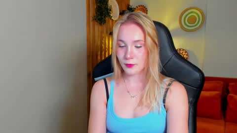 elaravoltage online show from 5, 5, 2026