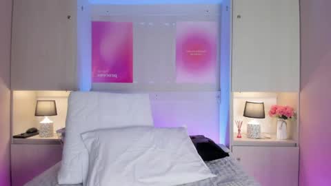 Snapshot of elarey_ chatting on 17, 5, 2026 elarey_ online show from 17, 5, 2026