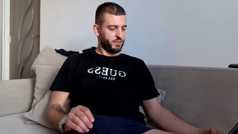 elchapoguzman95 online show from 29, 10, 2025